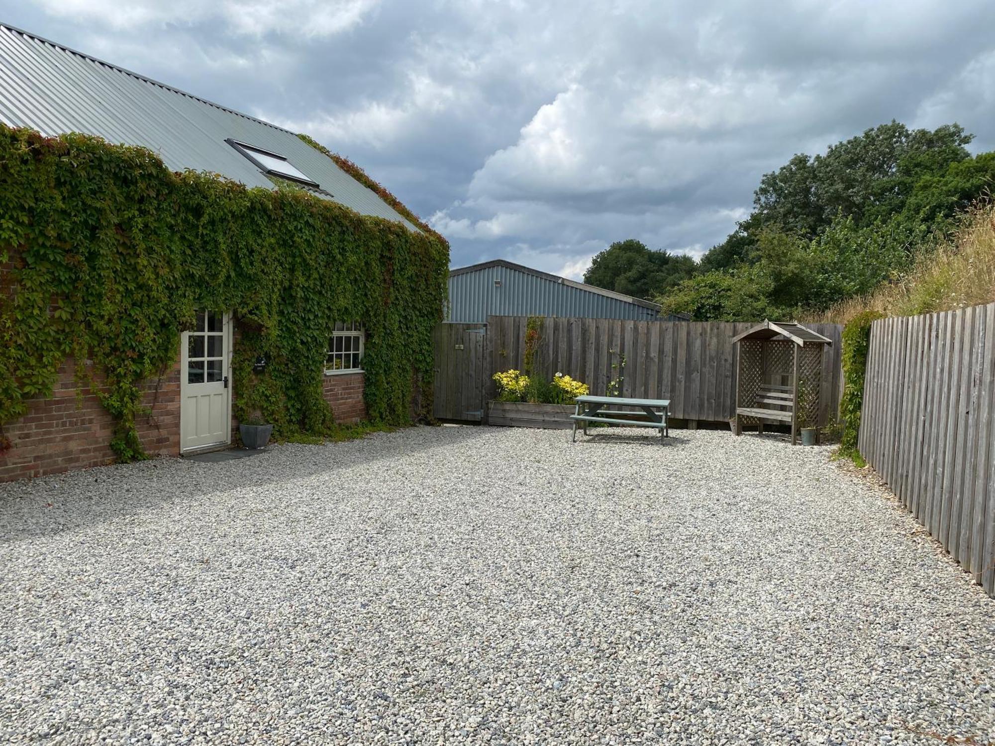 The Brick Barn, Drewsteignton Apartment Exeter Exterior photo